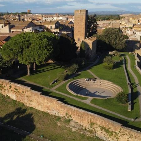 Piazza Duomo Hotell Tuscania Eksteriør bilde