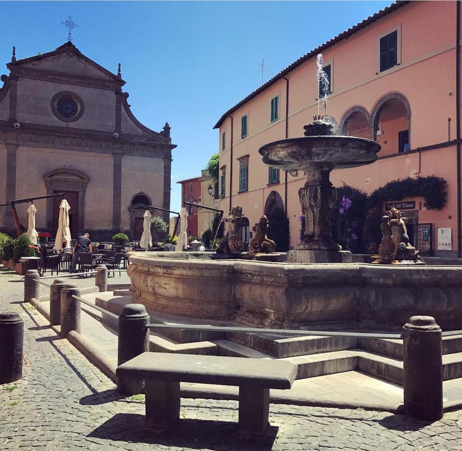Piazza Duomo Hotell Tuscania Eksteriør bilde